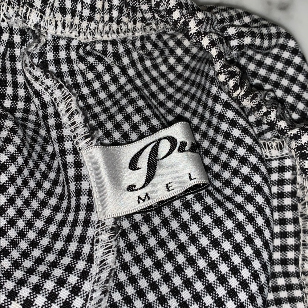 skort - Picture 3 of 4